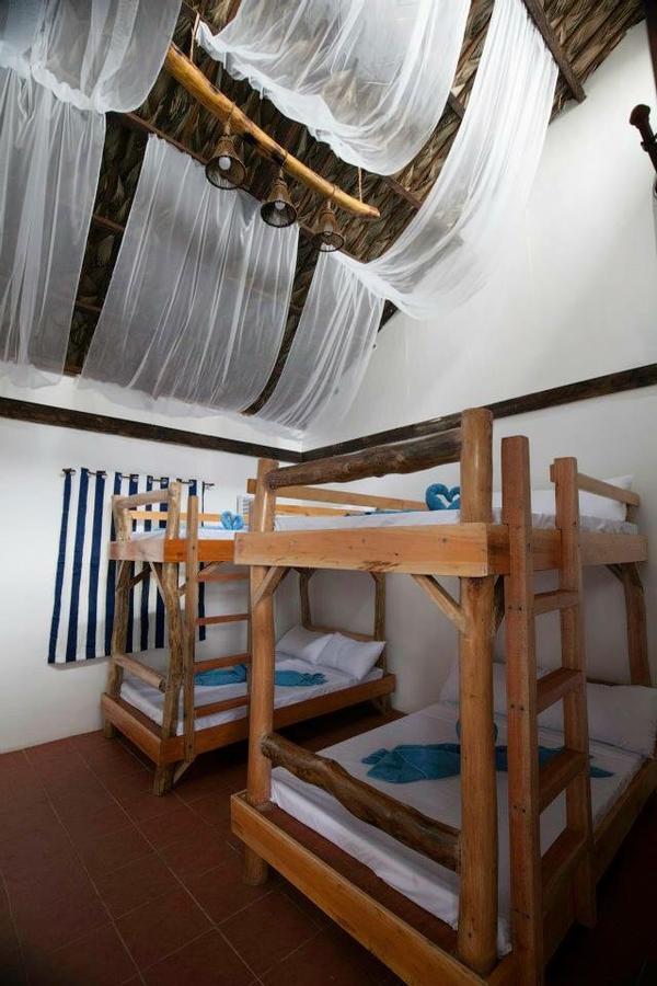 North Shore Surf Camp Hotel Baler Exterior foto