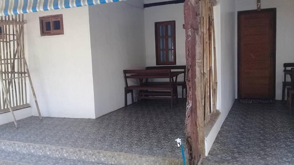 North Shore Surf Camp Hotel Baler Exterior foto